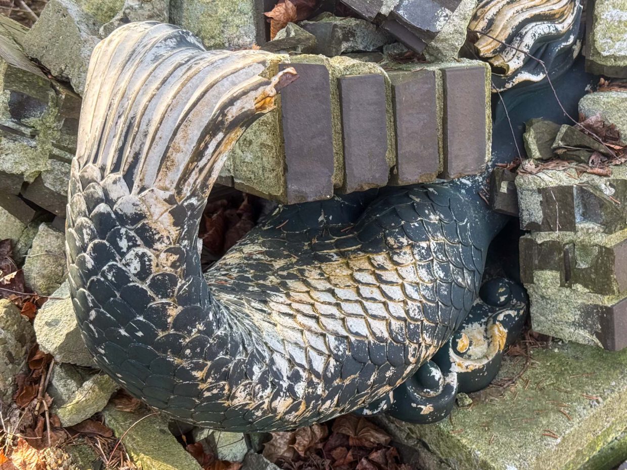 FALSCHE ZEIT – FALSCHER ORT